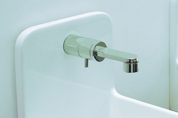 113057 · Serie ONE Einloch- Wandmischer Chrom, mit Push - open Ablaufventil Chrom 113057 · Serie ONE Einloch- Wandmischer Chrom, mit Push - open Ablaufventil Chrom